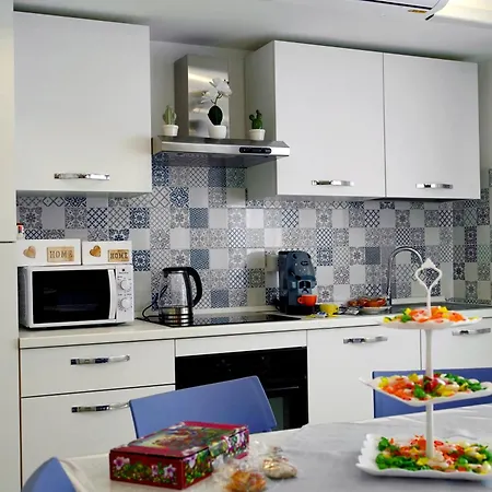 아파트 Laudani Homes