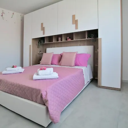 아파트 Laudani Homes *